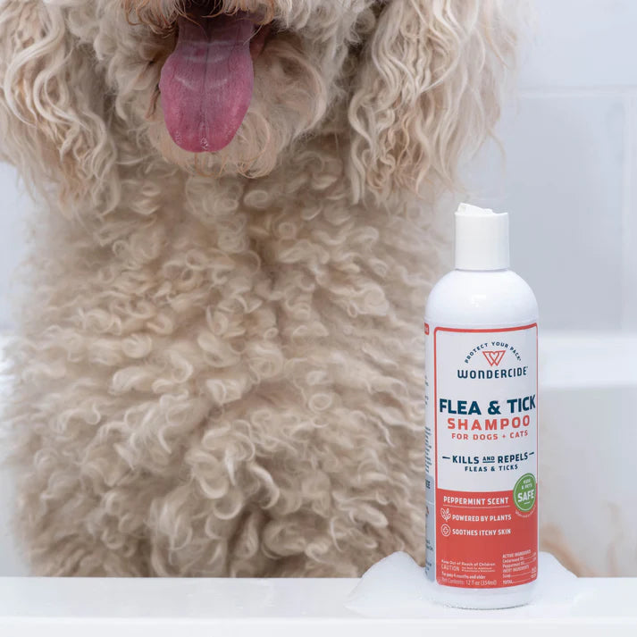 Wondercide Peppermint Scent Flea & Tick Shampoo for Dogs + Cats