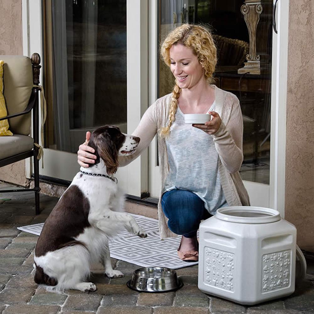 Gamma2 Outback Vittles Vault Plus Pet Food Container - Los Angeles